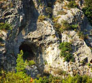 Kleine Höhle
