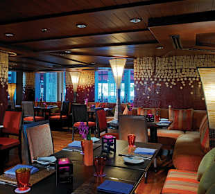 International breakfast buffet 