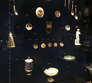 Landesmuseum: Aus der Ausstellung "Wahre Schätze" 