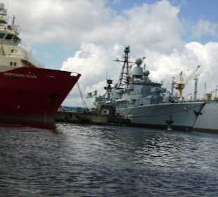 Hafenrundfahrt: Die Atalanta im Reparaturdock