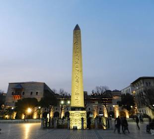 Стмабул. Египетский обелиск.