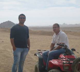  Unsere Reiseführer durch die Wüste