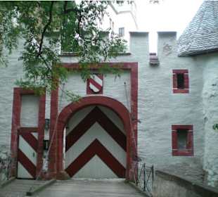Eingang zum Schloss Rochsburg