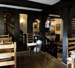 Blick in die Gasträume des Royal Ketty