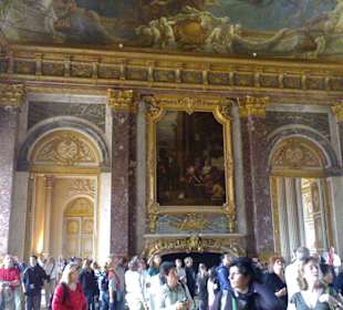 Výzdoba zdi a stropů na zámku