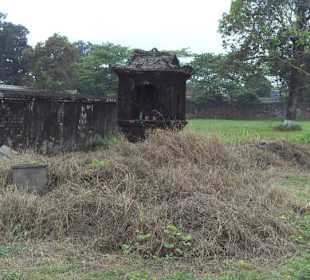 Einer der vielen kleinen Altäre
