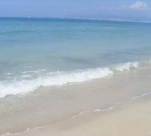 Strand ca. 2-3 min. entfernt