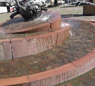 Sebastian-Münster-Brunnen