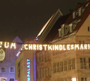 Ingresso al mercato di natale