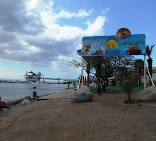 Avenue Beach
