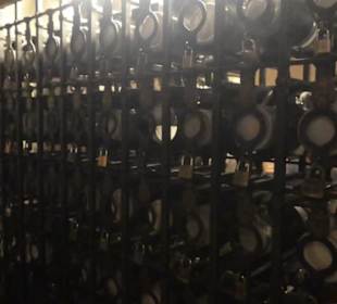 Im Münchner Hofbräuhaus