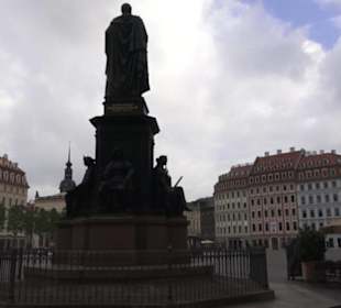Rund um die Frauenkirche