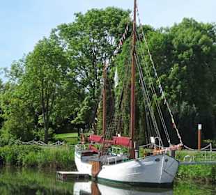 Im Hafen von Krautsand