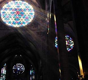 Fenster mit Sonnenstrahlen