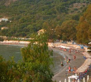 Schwarzer Sandstrand