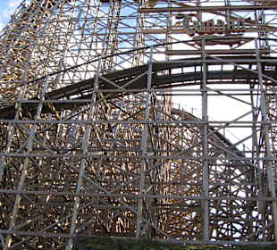 Wodan Holzachterbahn