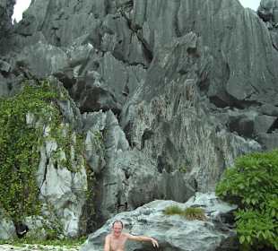 Kalksteinfelsen am Traumstrand Star Beach