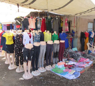 Unterwegs auf einem einheimischem Markt in Kisumu.