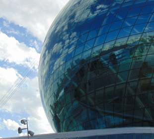 "Nur Alem" Museum für Zukunftsenergien in Astana