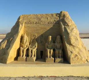 Mini Egypt Park