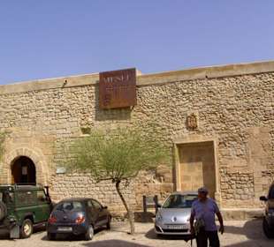 Vorplatz der Kathedrale