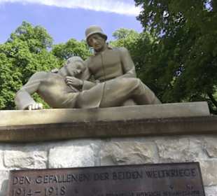 Evangelische Kirche am Hohenstaufen