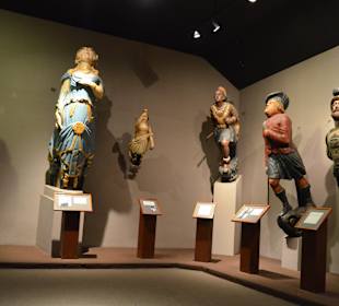 Historische Schiffsfiguren