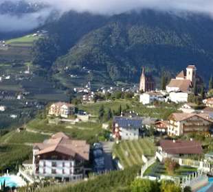 Ausblick auf Schloss Schenna