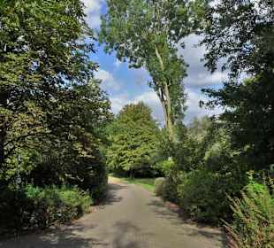 Rundgang durch den Edgar-Deichmann-Park