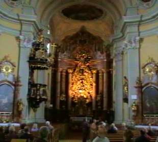 Altar 2.