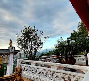 Maokong Gondel -  Rund um Tempel Station