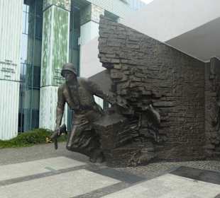 Denkmal des Aufstandes in Warschau