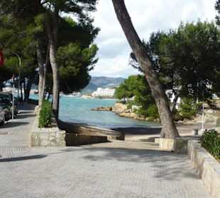 Blick vom Cafe zur Bucht