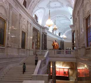 Innere der Neuen Burg