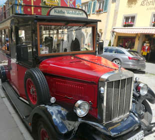 In der Herrngasse zwischen Marktplatz und Burgtor