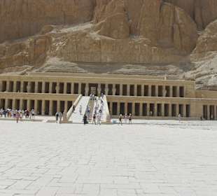 Świątynia Królowej Hatszepsut