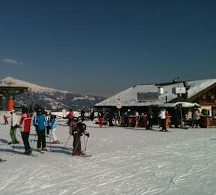 Einstieg ins Skigebiet