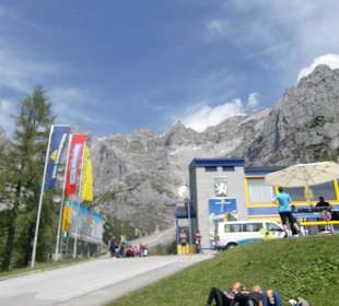 Gondeleingang zum Dachstein