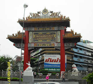 Dahinter liegt Chinatown