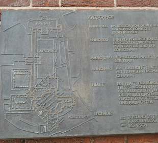 Am Katschhof, zwischen Rathaus und Dom