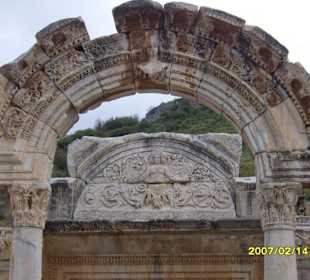 Der Bogen vom Hadrin tempel!