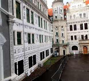 Der Innenhof vom Schloss