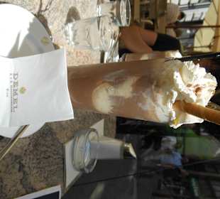 Eiscafé bei Demel