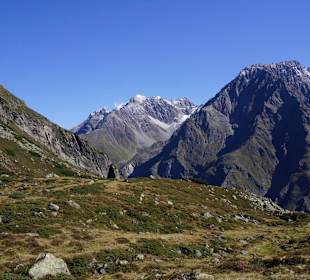 Romantisches Alpenpanorama