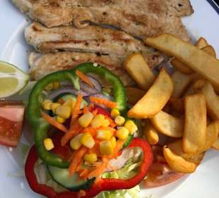 Hähnchenbrust mit Pommes