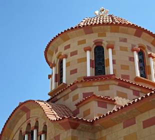 Lardos - Kirche