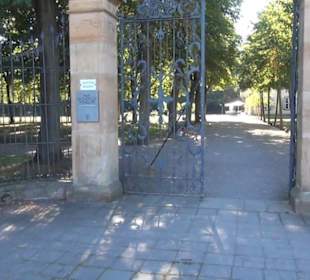 Schloss und Park Molsdorf