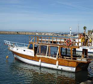 Boot im Hafen von Side