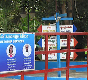 Hinweisschild am Zaun 