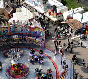 Blick über den Markt aus dem Riesenrad